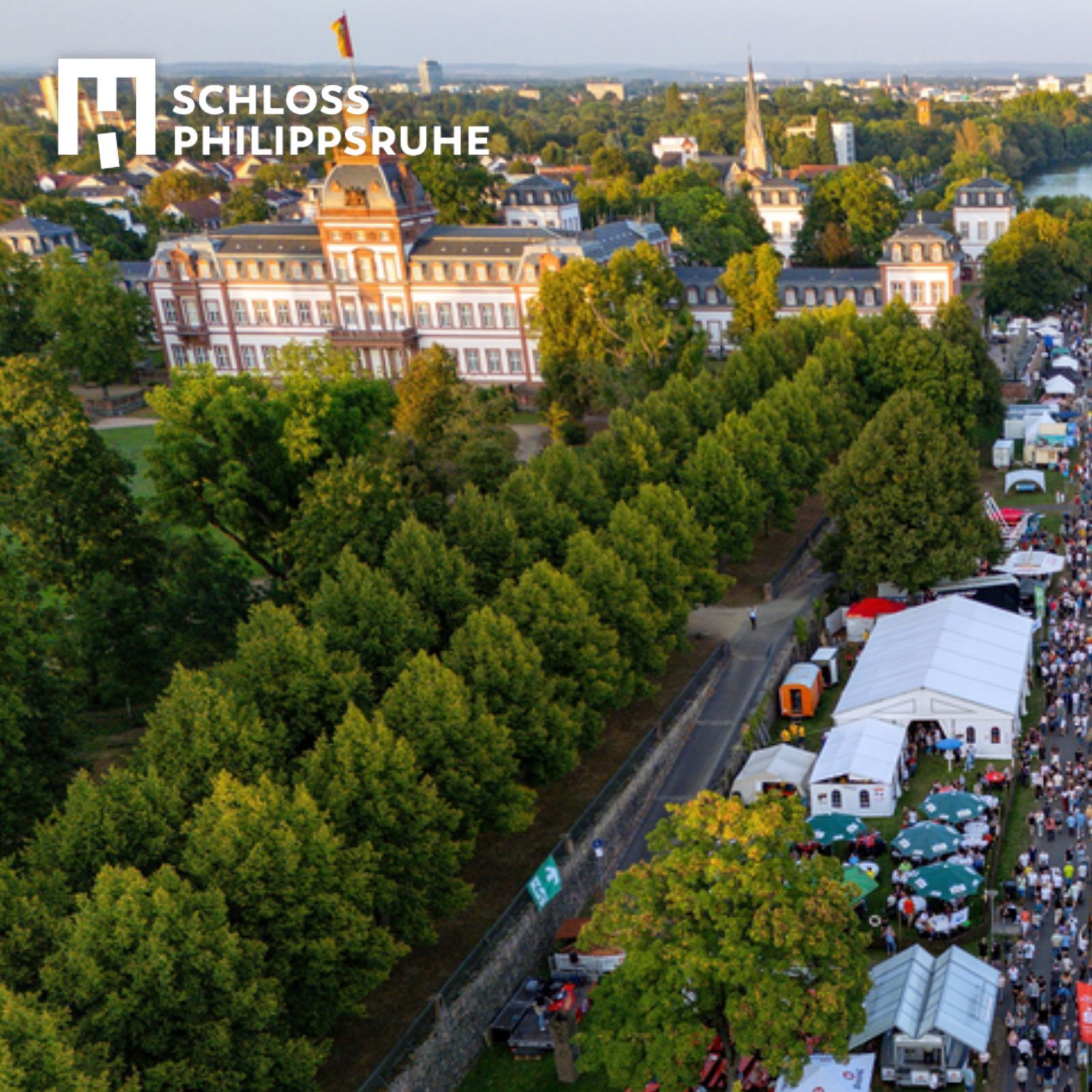 Mit dem Ticket der Brüder Grimm Festspiele kostenlos ins Schloss Philippsruhe.