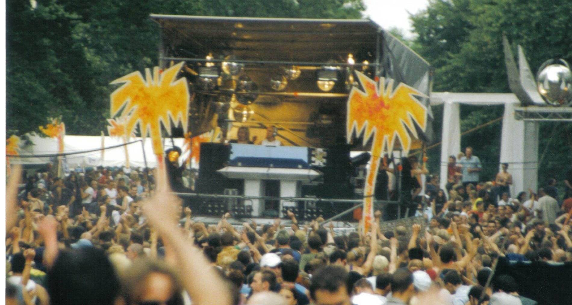 galerie Sven und Monika Vaeth 2001 cTorben Giese