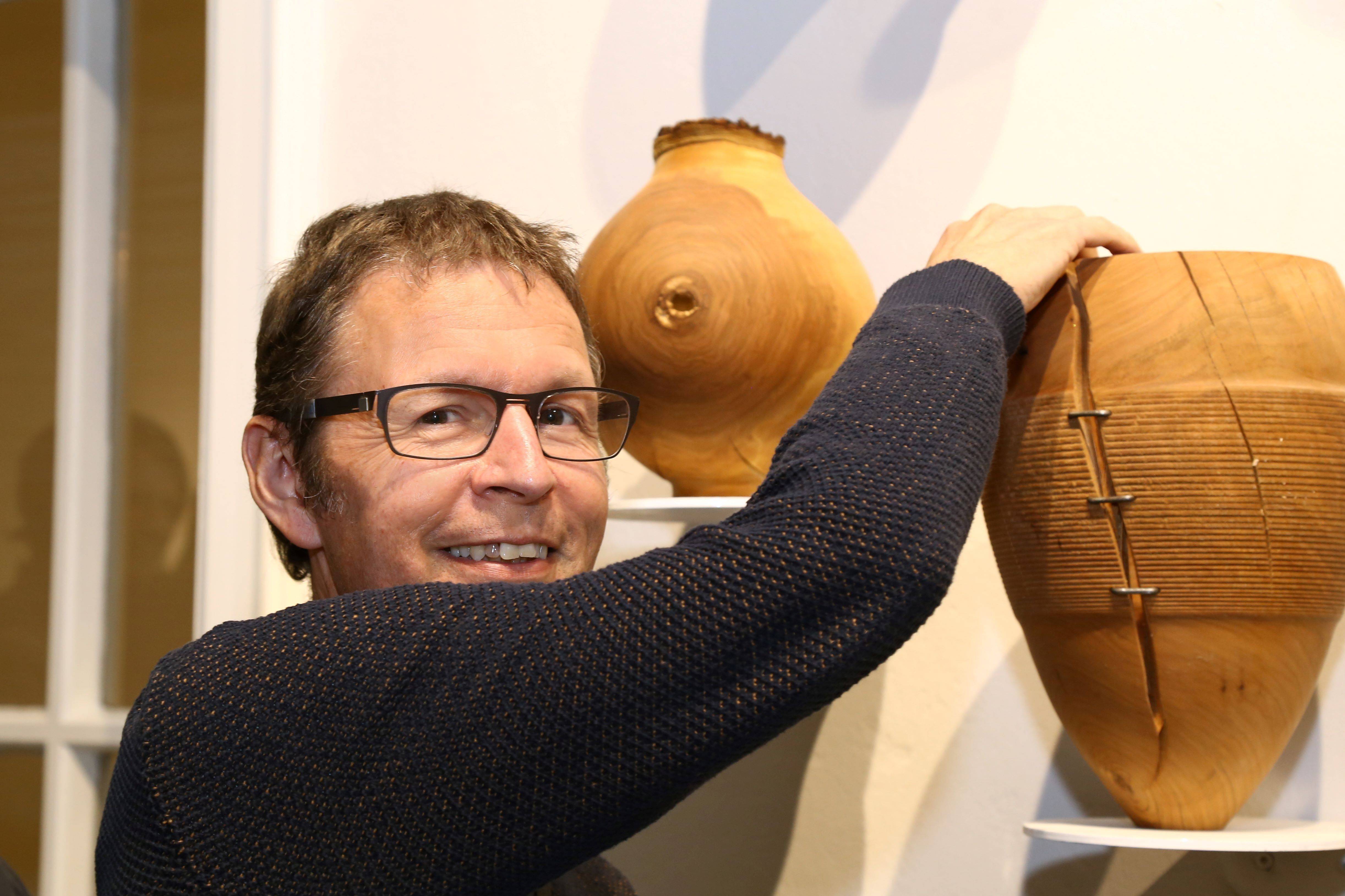 klaus mit dippe 1200